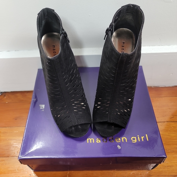 Madden Girl Black Open Toe Booties - Picture 2 of 4